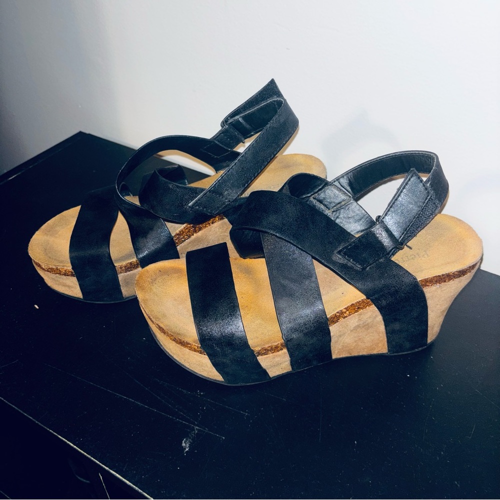 Pierre Dumas - Black Platform Wedge Sandals